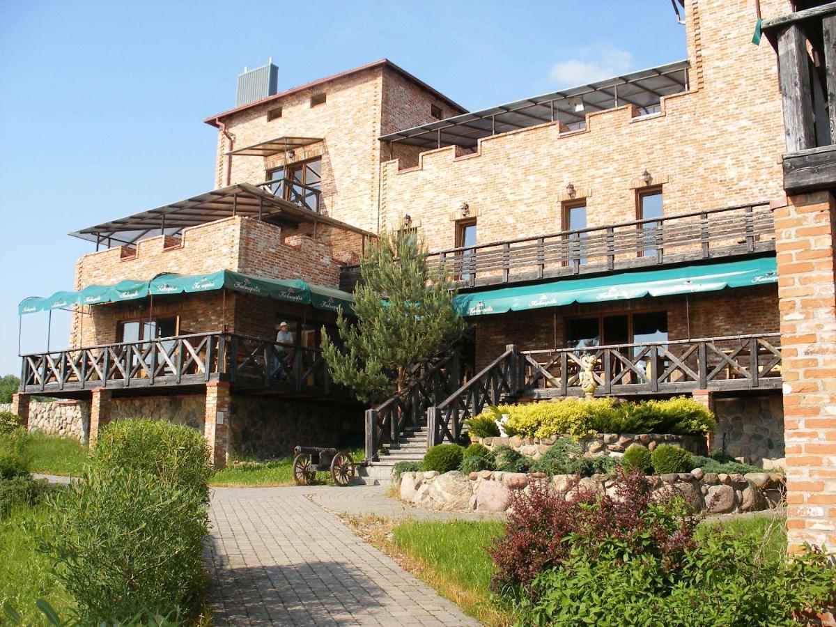 Tvirtove Prie Didziulio Hotel Dėdeliškės Bagian luar foto