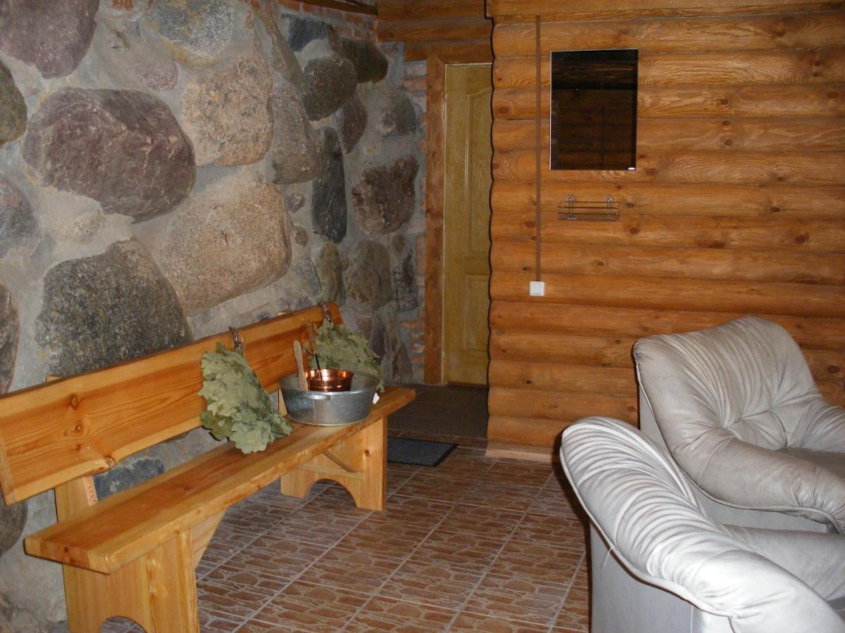 Tvirtove Prie Didziulio Hotel Dėdeliškės Bagian luar foto