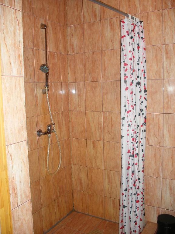 Tvirtove Prie Didziulio Hotel Dėdeliškės Ruang foto